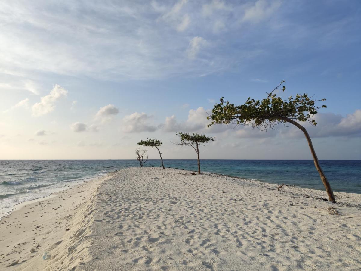 Ukulhas Villa Beach Hotel 外观 照片
