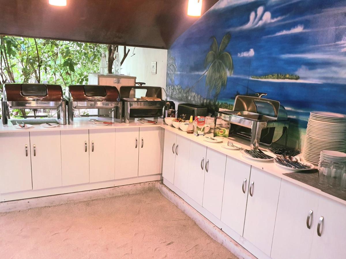Ukulhas Villa Beach Hotel 外观 照片