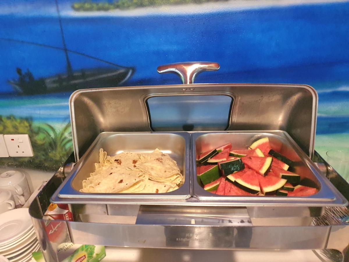 Ukulhas Villa Beach Hotel 外观 照片