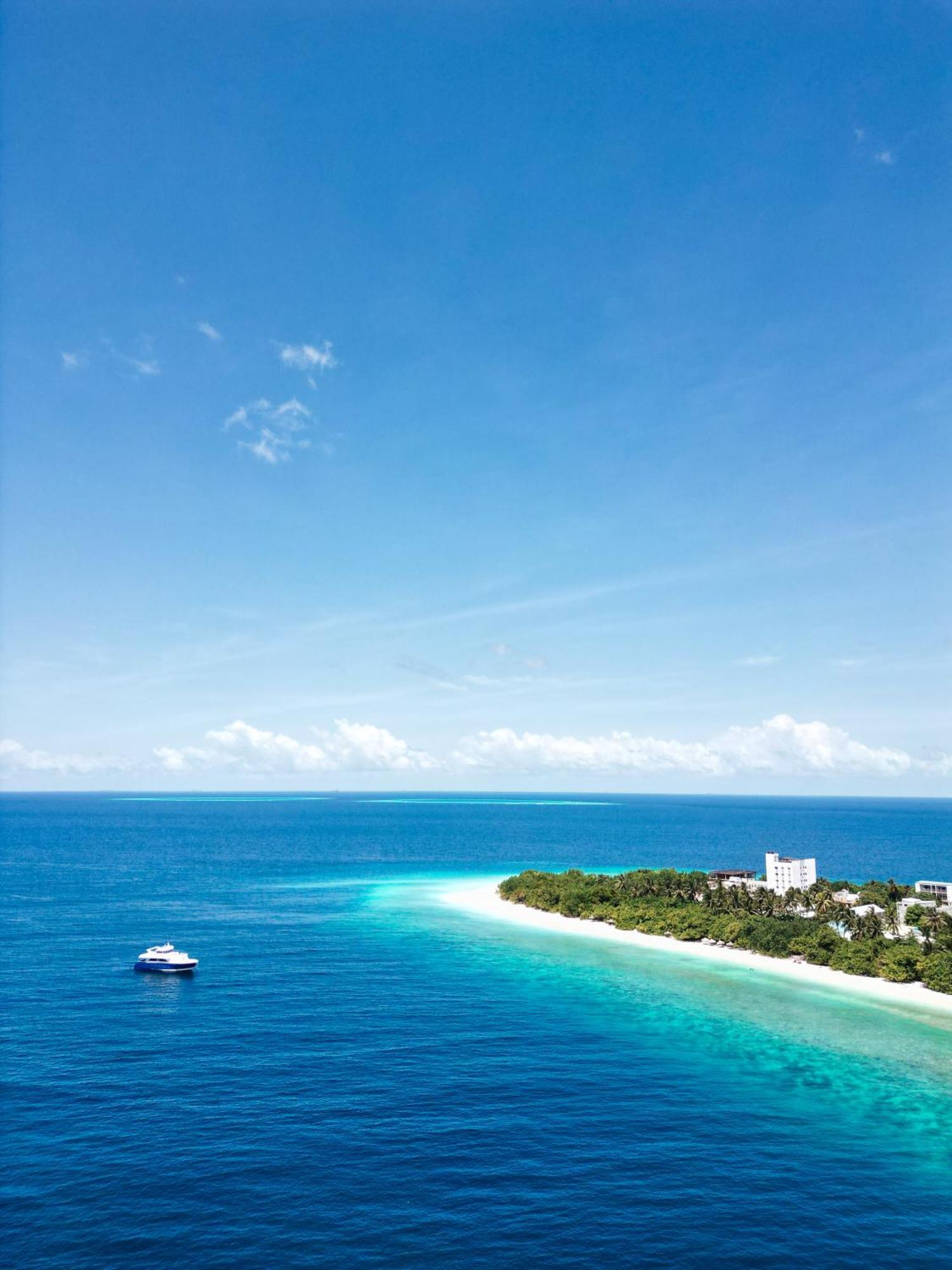 Ukulhas Villa Beach Hotel 外观 照片