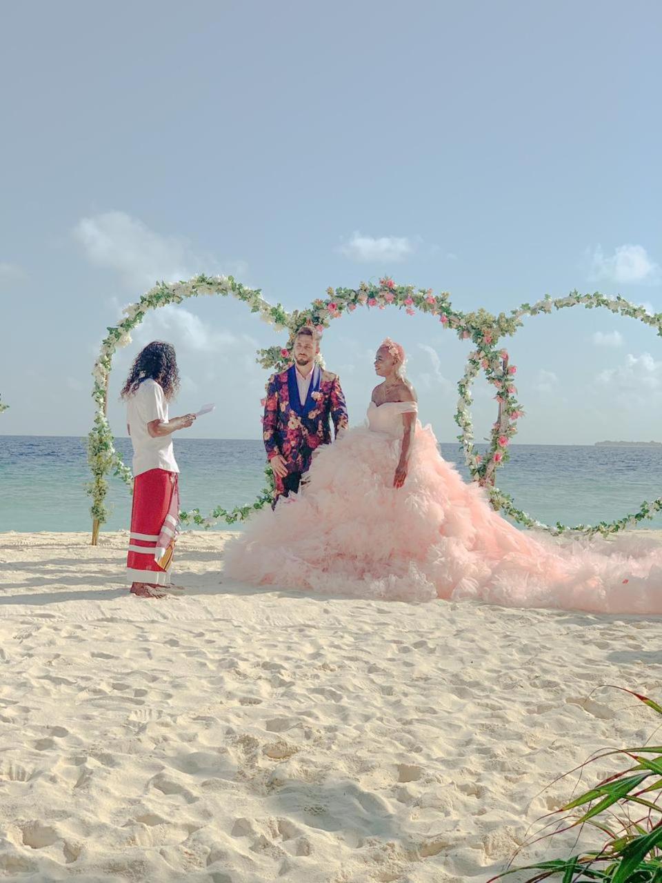 Ukulhas Villa Beach Hotel 外观 照片